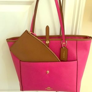 Coach City Zip City Tote Fushia with pouch